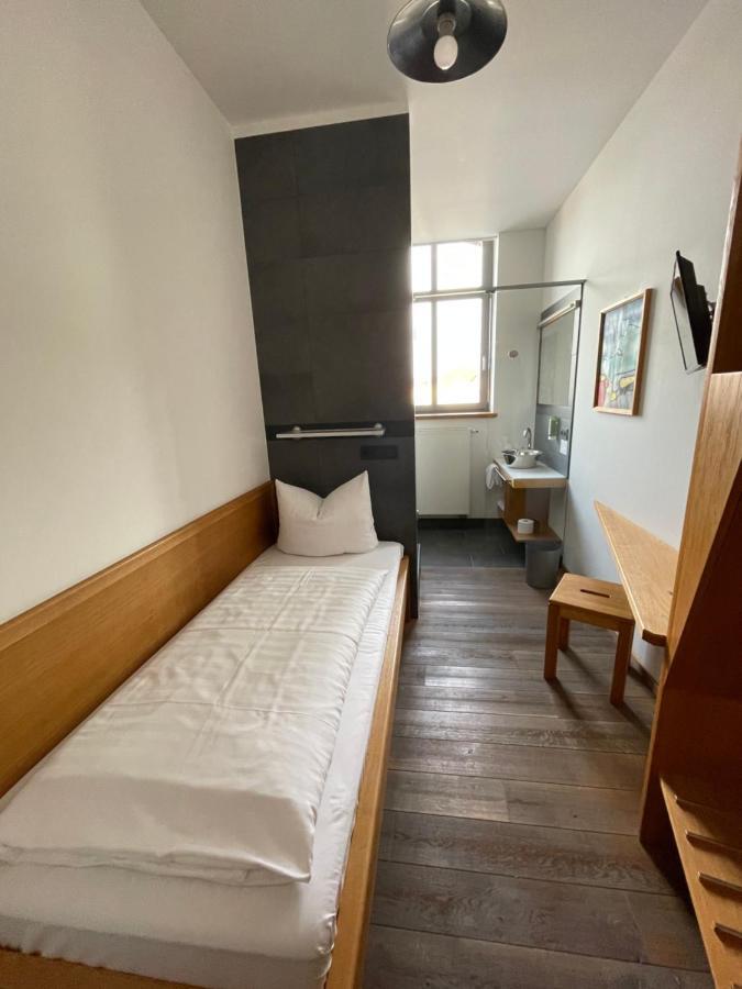 Fronveste Das Alte Knasthaus Meiningen Kültér fotó